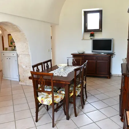 Il Trullo Delle Rondini Feriehus *