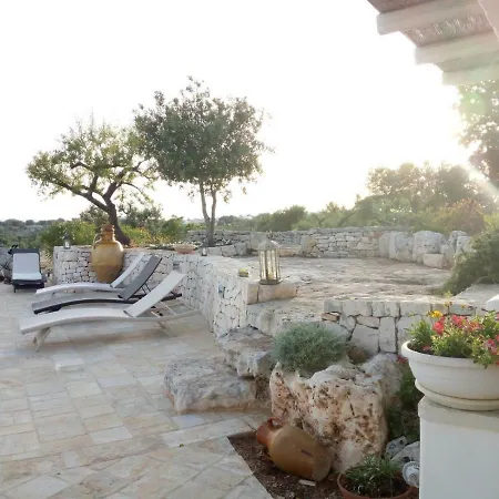 Il Trullo Delle Rondini Feriehus Cisternino