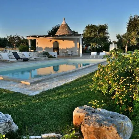 Feriehus Il Trullo Delle Rondini *